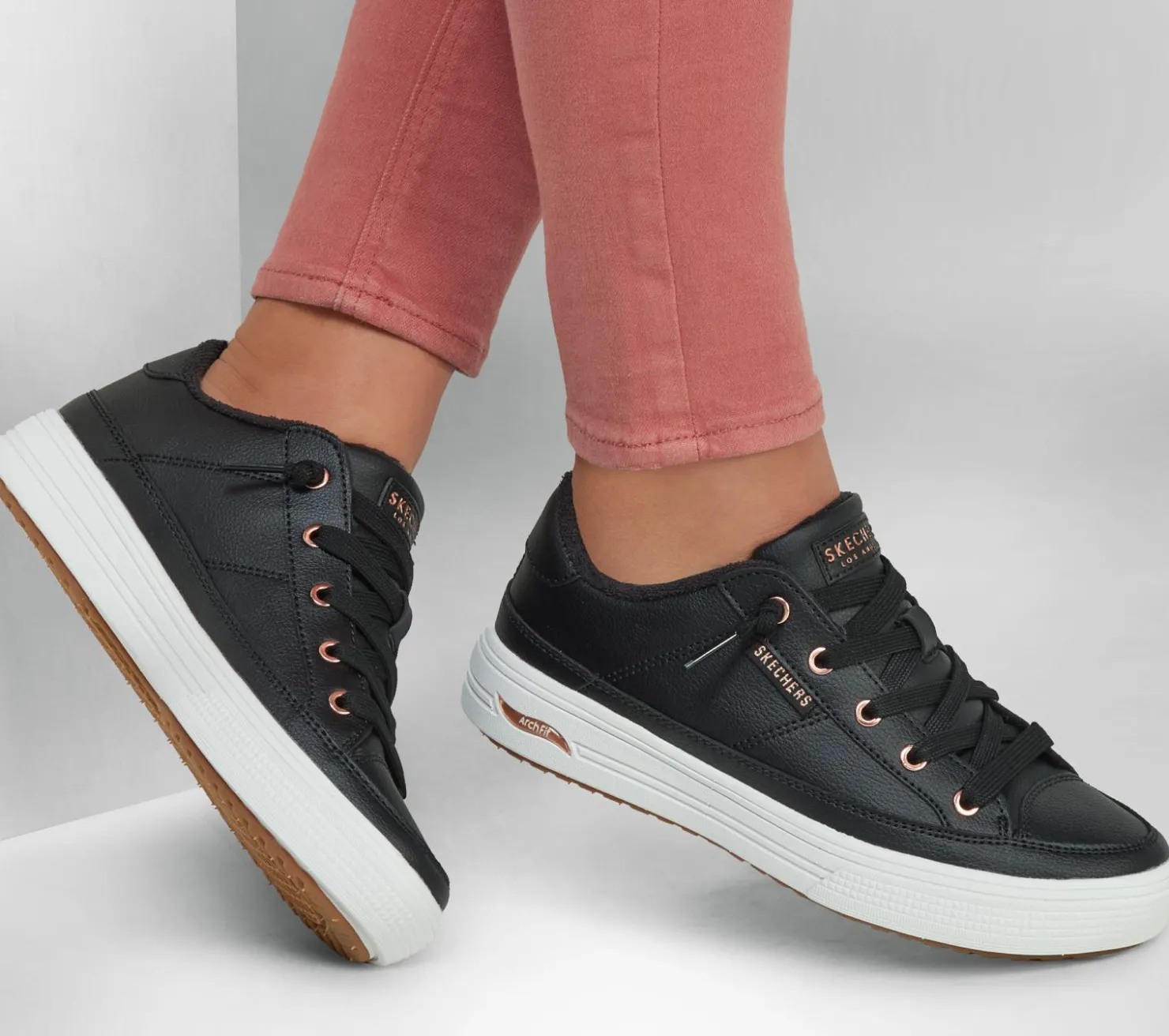 Casual Sneakers|Slip-Ons<SKECHERS Arch Fit Arcade - On My Way BLACK