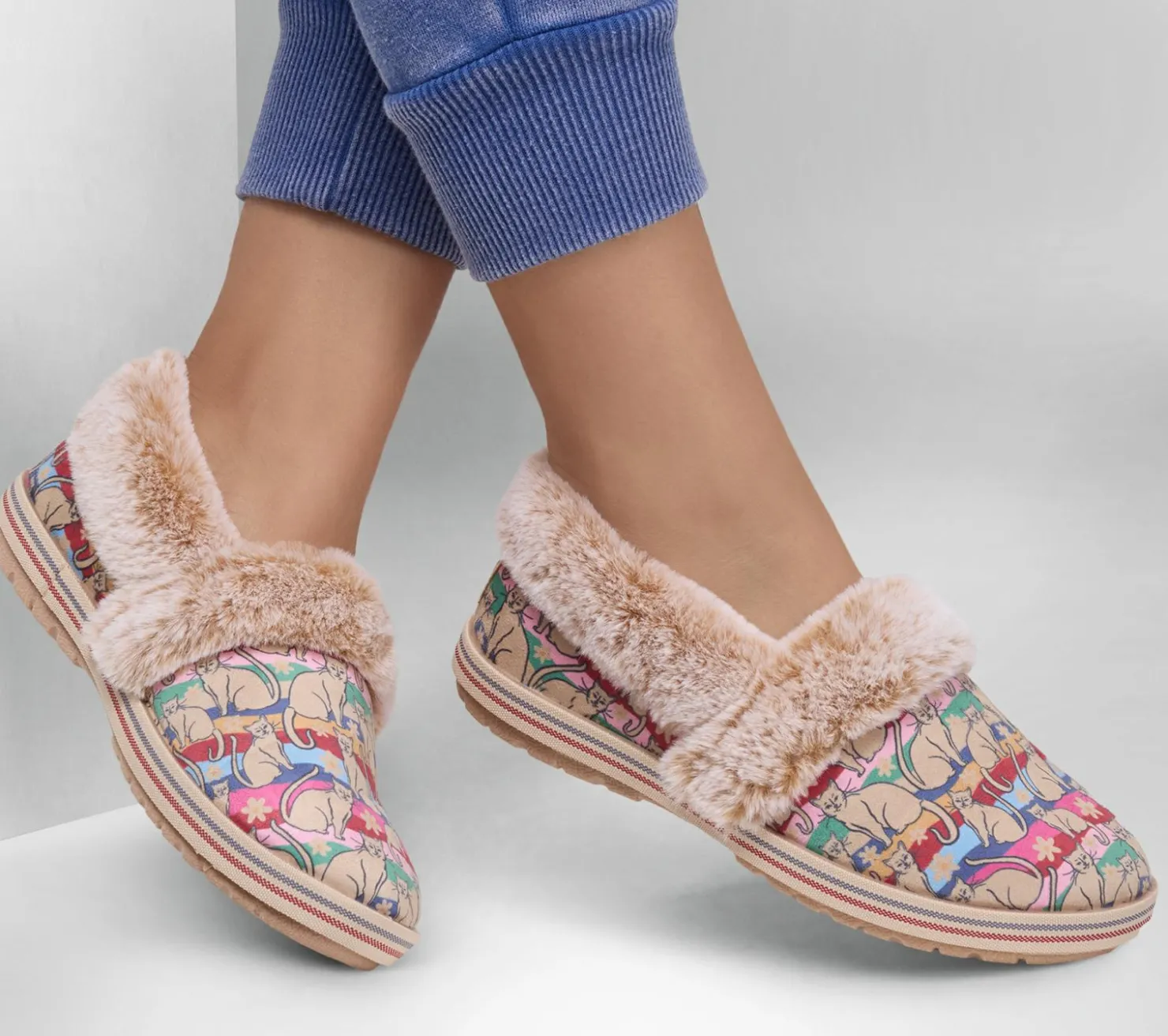 Slippers|Slip-Ons<SKECHERS BOBS Too Cozy - Care Fur-ee TAUPE / MULTI