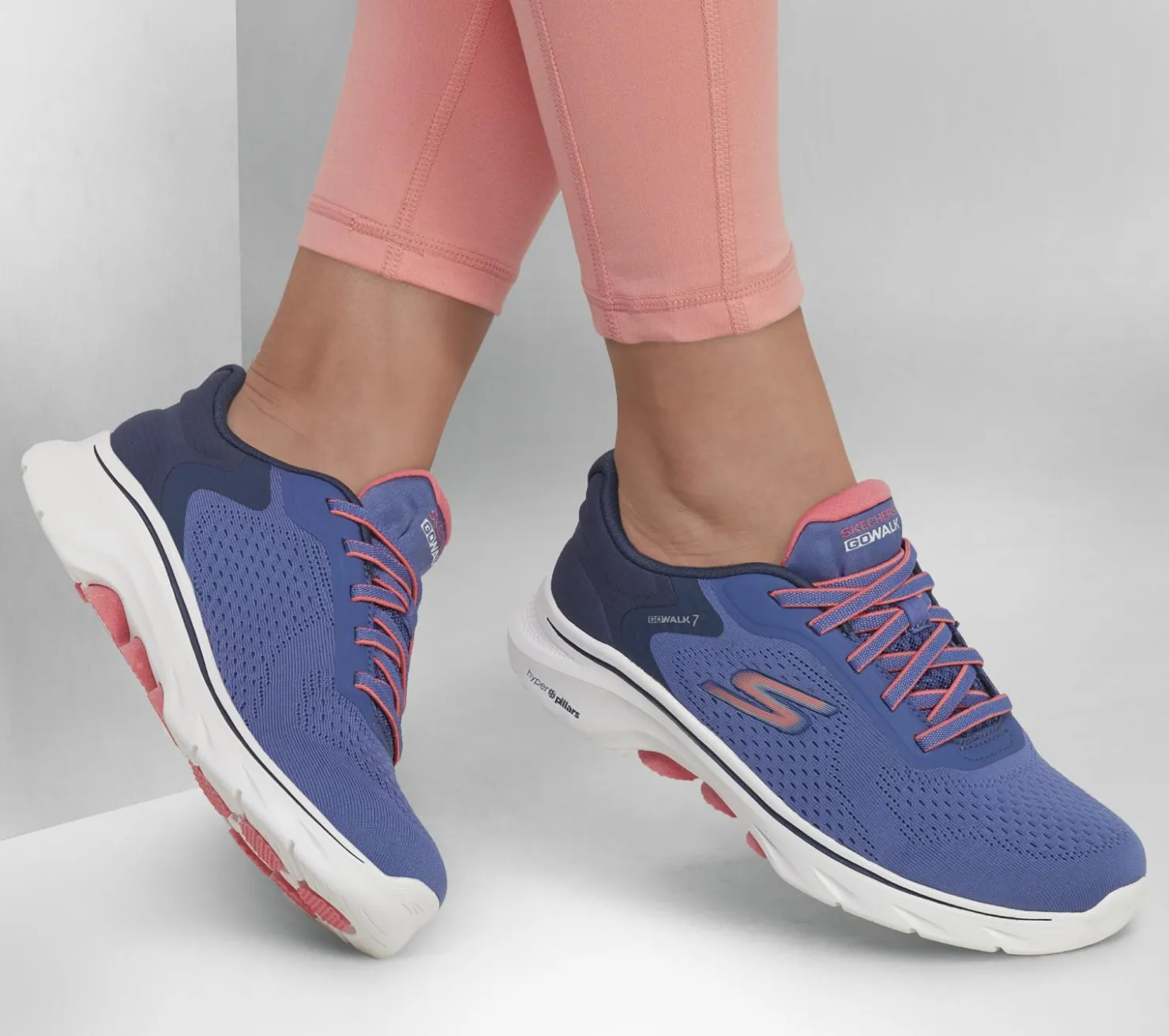 Slip-Ons|Casual Sneakers<SKECHERS GO WALK 7 - Cosmic Waves NAVY / CORAL
