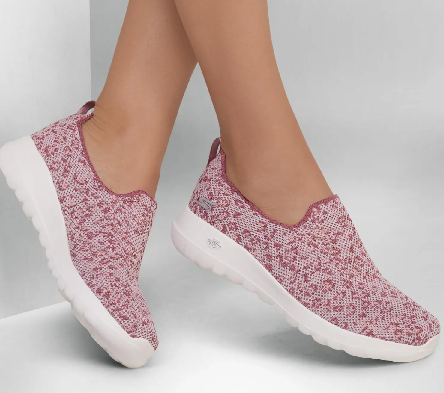 Slip-Ons|Casual Sneakers<SKECHERS GO WALK Joy - Mariah MAUVE