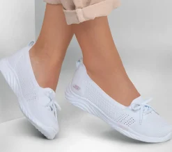 Slip-Ons|Flats<SKECHERS On-the-GO Ideal - Harper WHITE